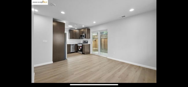 Primary Photo - 2224 107th Ave