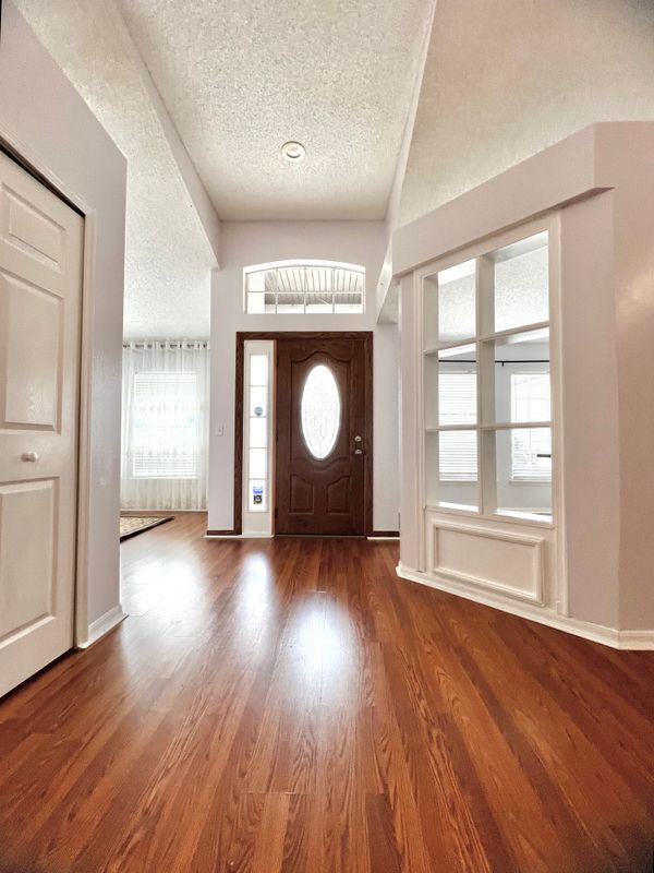 Building Photo - 11395 Aston Hall Dr