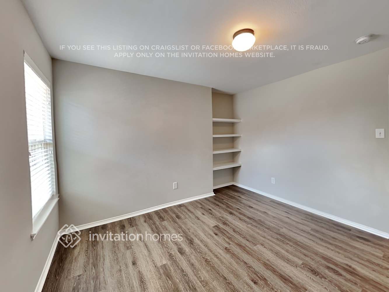 Building Photo - 602 Azalea Dr