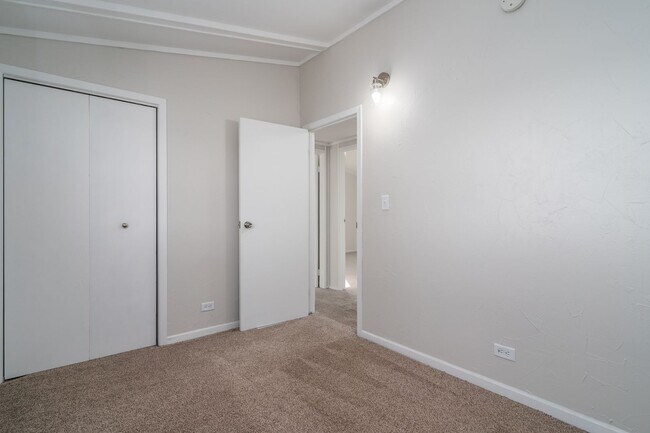 Building Photo - 8197 14th Ave S