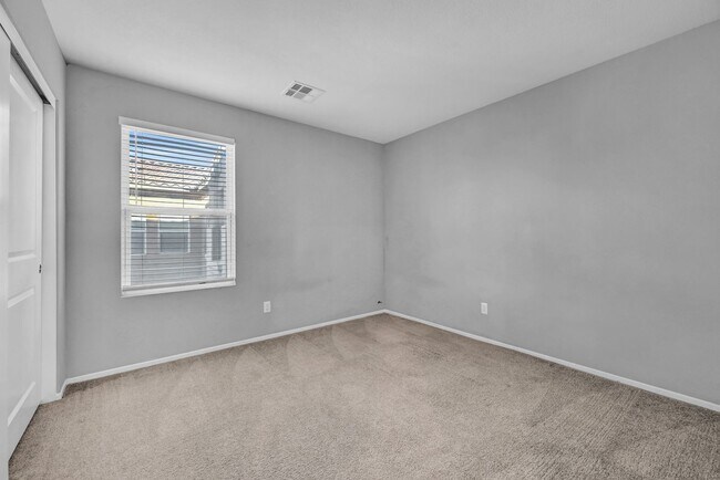 Building Photo - Charming 3-Bedroom Two-Story Home in Gated...