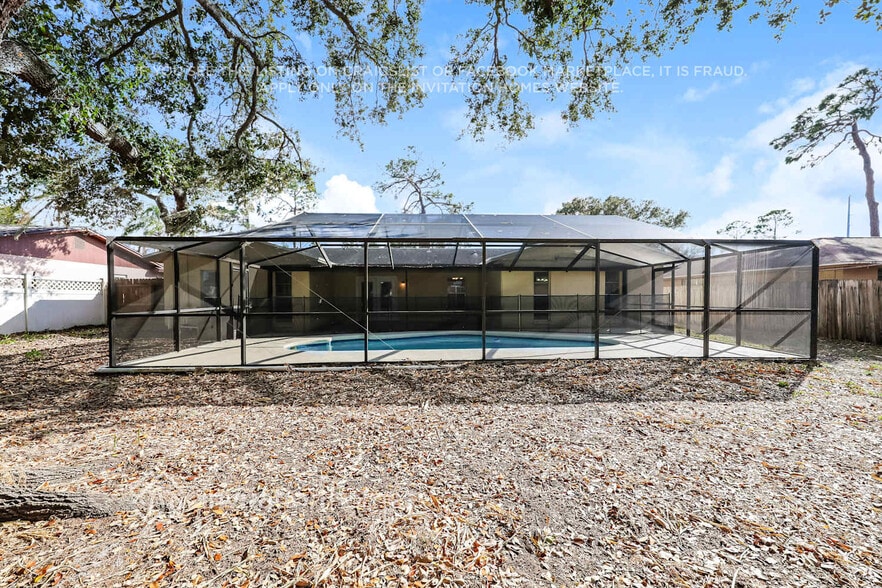 Building Photo - 1004 Highgrove Ct