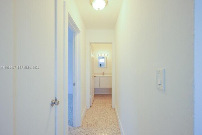 Building Photo - 3050 NW 21st Ave