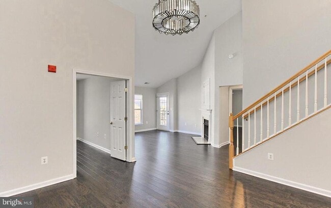 Building Photo - 5108 Donovan Dr