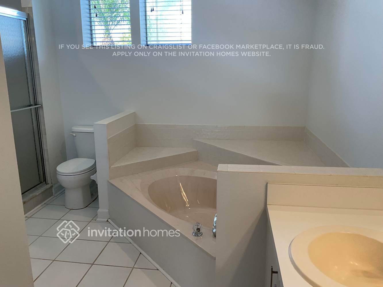 Building Photo - 2845 Forest Run Dr