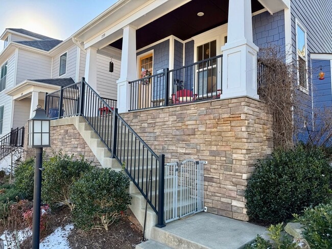 Building Photo - 1539 Barnett St