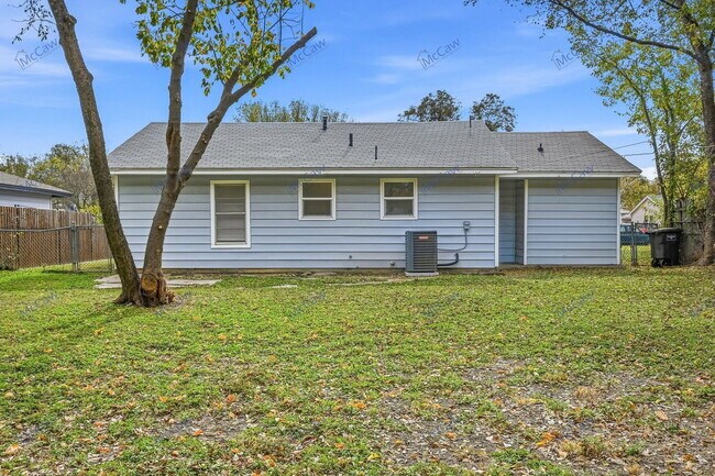 Building Photo - 4229 Comanche St