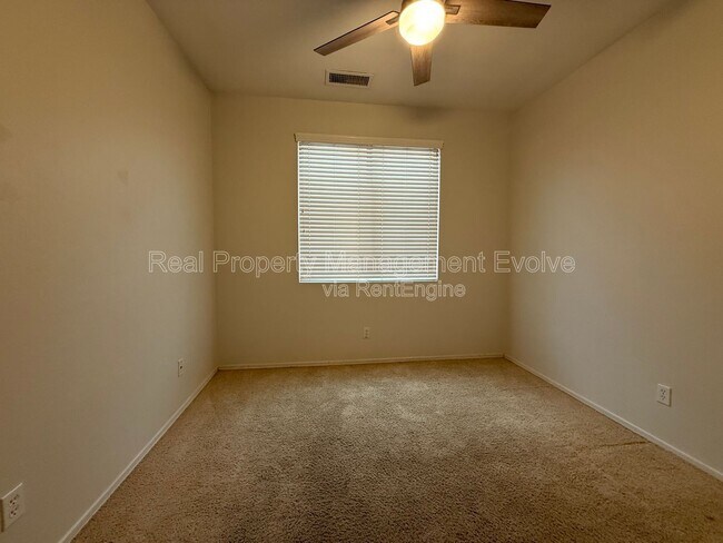 Building Photo - 8278 W Charter Oak Rd