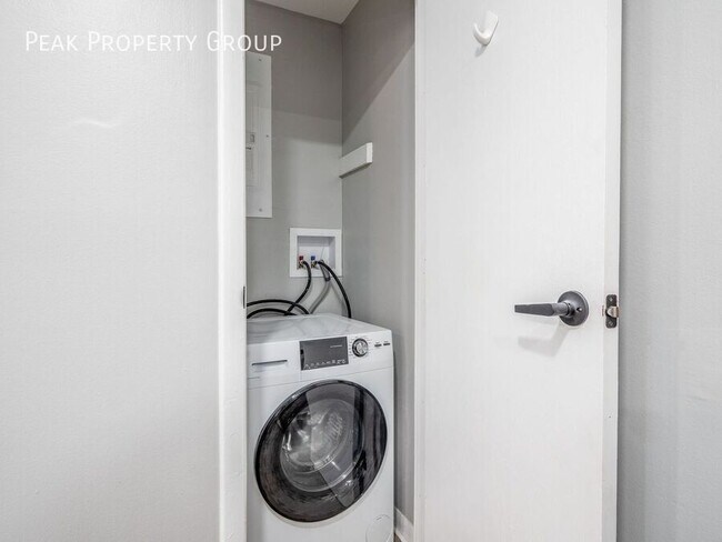 Building Photo - 1000 King Ave