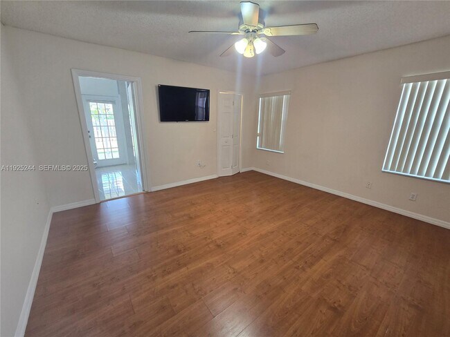 Building Photo - 894 NW 134th Pl