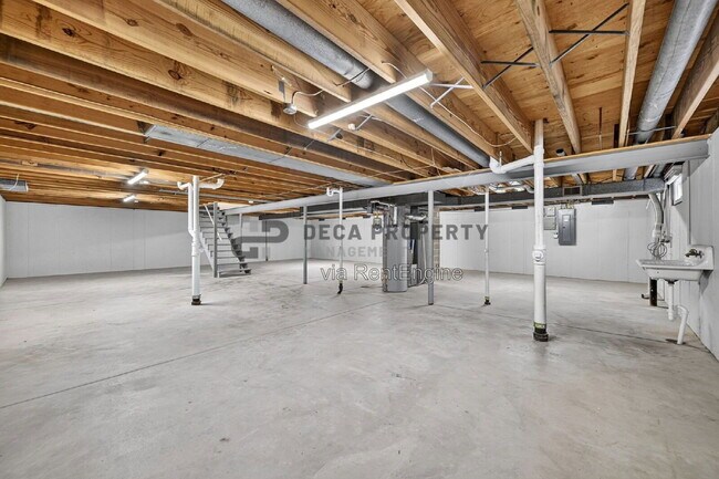 Building Photo - 10327 Dorenshire Ct