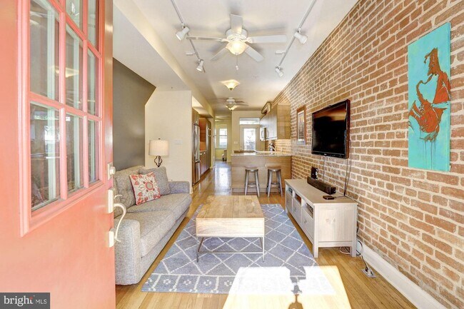 Building Photo - 4114 New Hampshire Ave NW