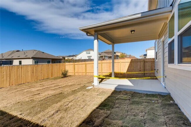 Building Photo - 10304 Forest Grove Dr