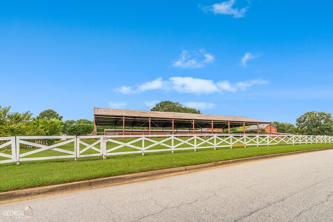 Building Photo - 5661 Rutland Trce