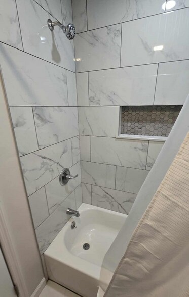 Building Photo - 925-929 Colonia Rd