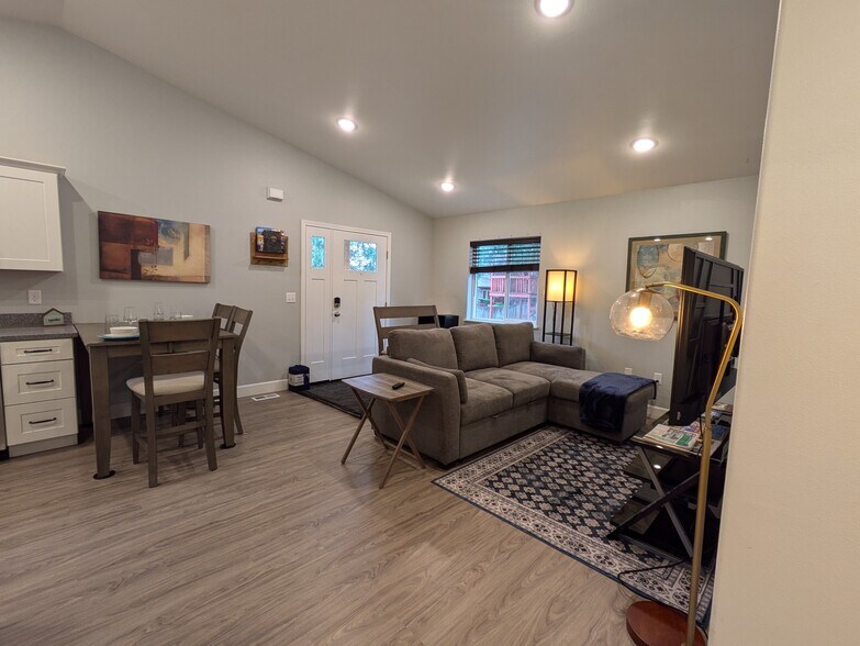 Living Room and Dining Area - 8244 Rovenna St