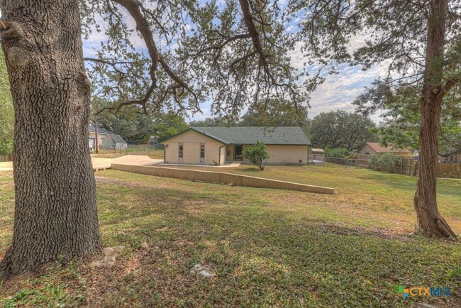Building Photo - 1260 Flaming Oak Dr