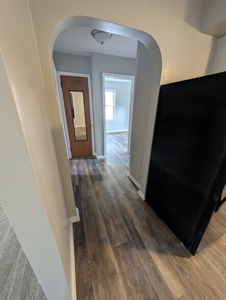 Building Photo - 807 Arlington Ave