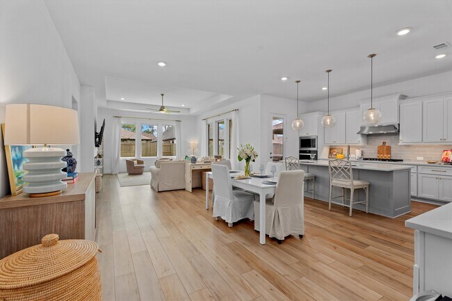 Building Photo - 10710 Verdant Hl