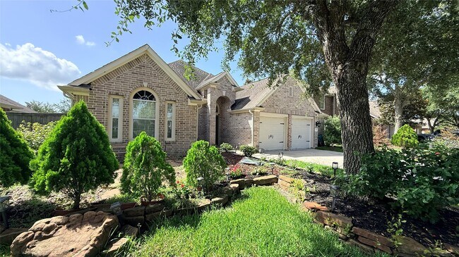 Building Photo - 842 Crystal Bay Ln