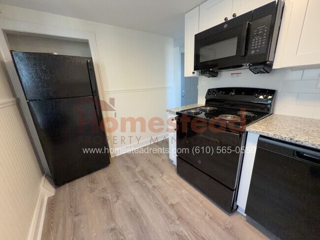 Building Photo - 20 Marshall Ave