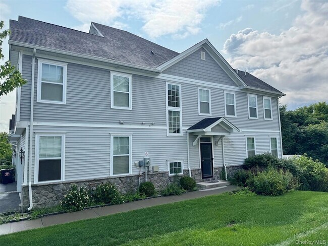Building Photo - 95 Meadow View Dr