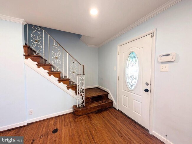 Building Photo - 1834 S 28th St