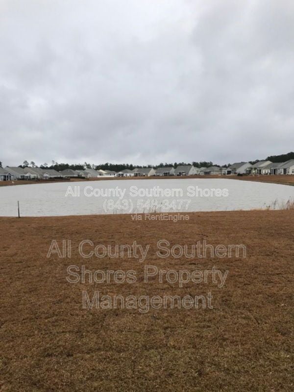 Building Photo - 877 Devon Estate Ave