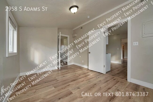 Building Photo - 2958 S Adams St