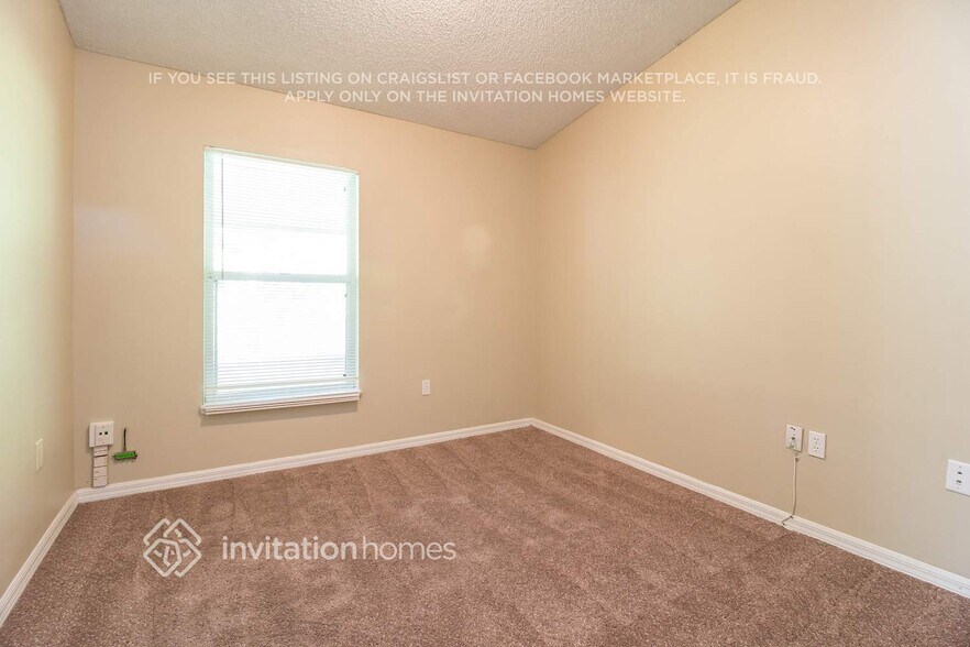 Building Photo - 3277 Bellingham Dr