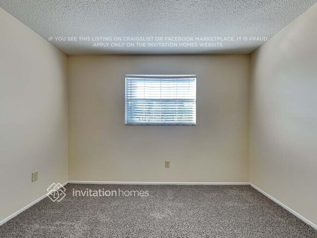 Building Photo - 11621 Sunshine Pond Rd