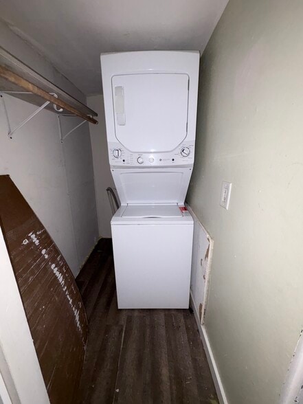 Building Photo - 5715 W Mitchell St