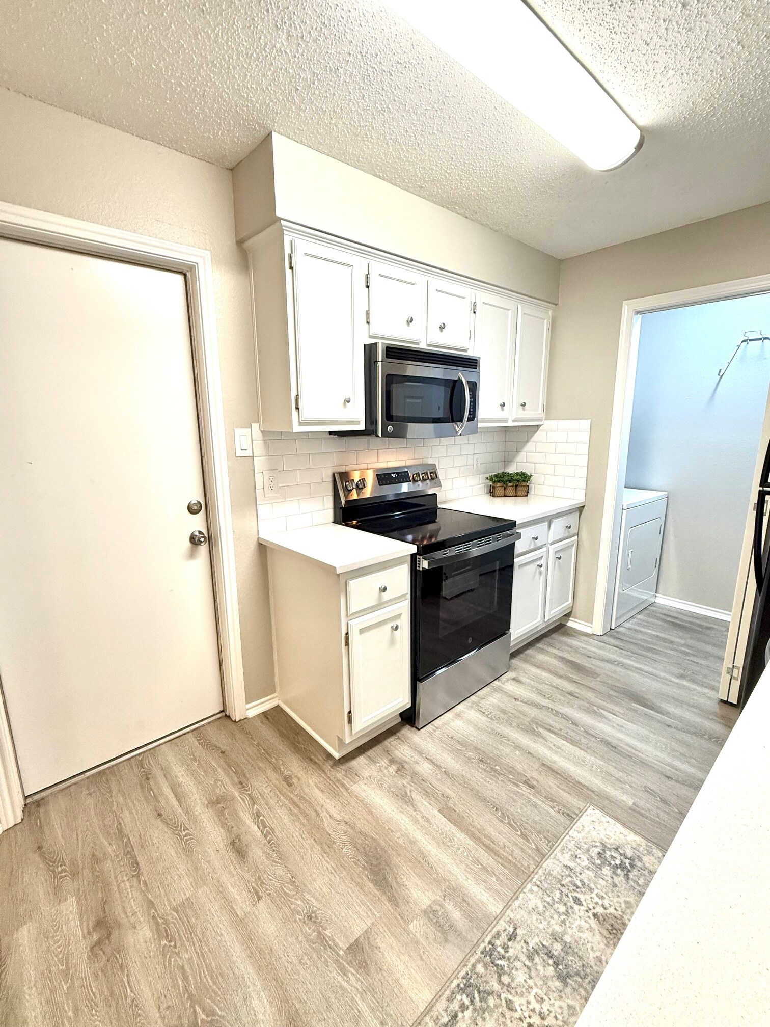 Remodeled Kitchen - 1115 Buttercup Cir
