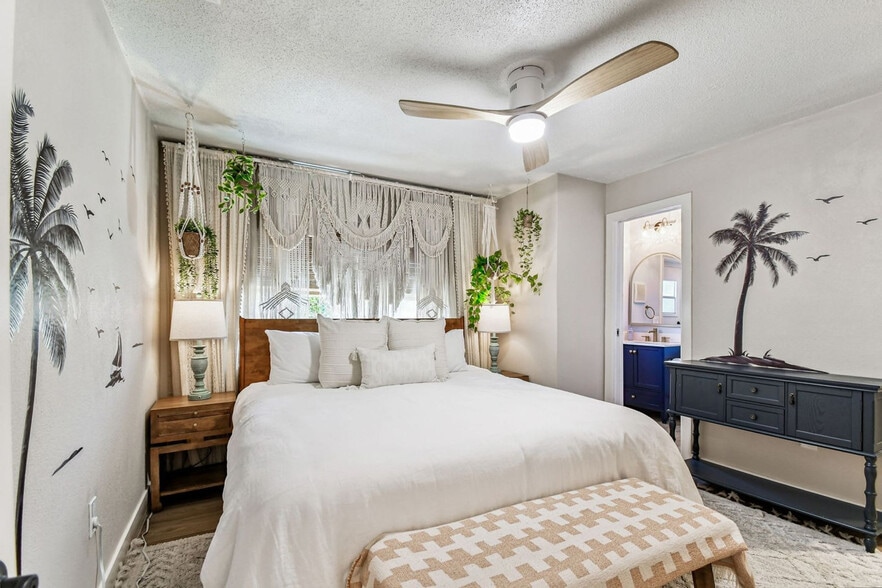 Building Photo - 11250 2nd St E