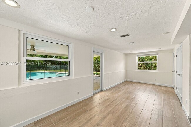 Building Photo - 7120 SW 58th St