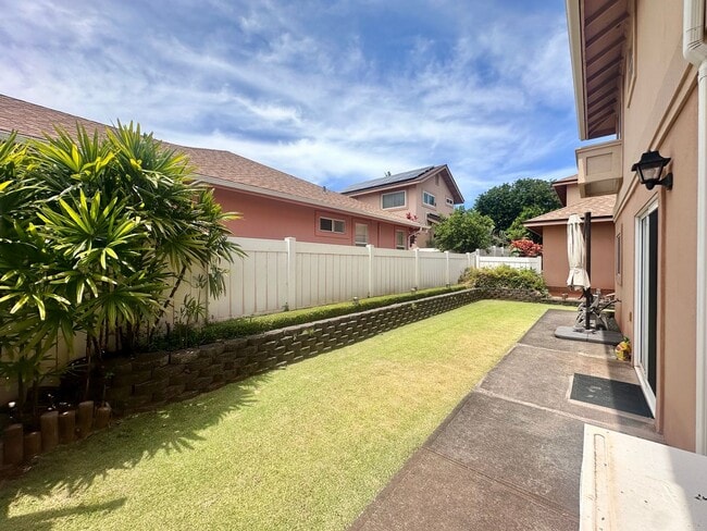 Building Photo - For Rent - [Tropics at Waikele]  94-1076 K...