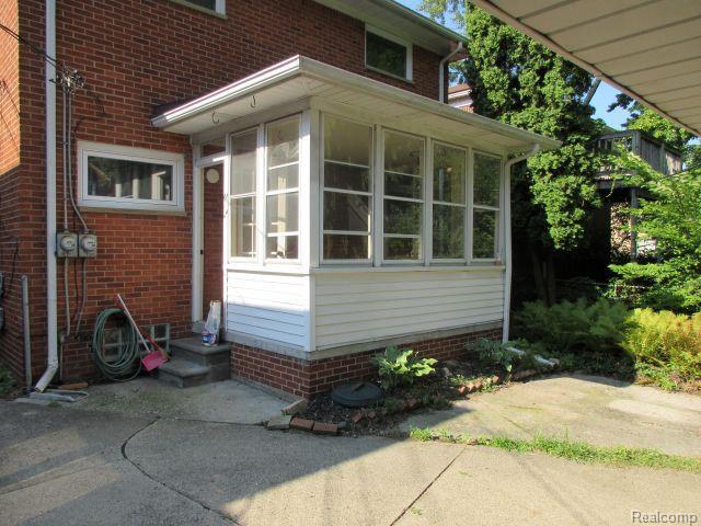 Building Photo - 320 Catalpa Dr