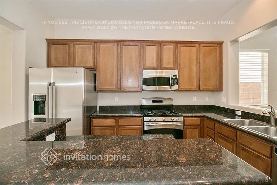 Building Photo - 6557 Grand Concourse St