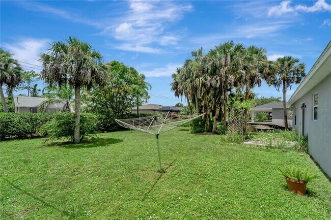 Building Photo - 2579 Oracle Ln