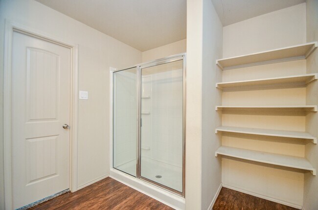 Building Photo - 20114 Louetta Ash Dr