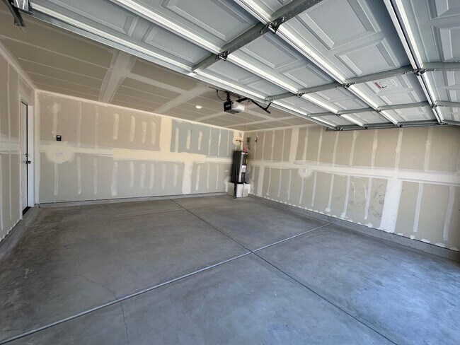 Building Photo - Beautiful 2024 Build 3 Bedroom Home- Move In Special! $800 off 1st Month's Rent. $300 off 2nd and...