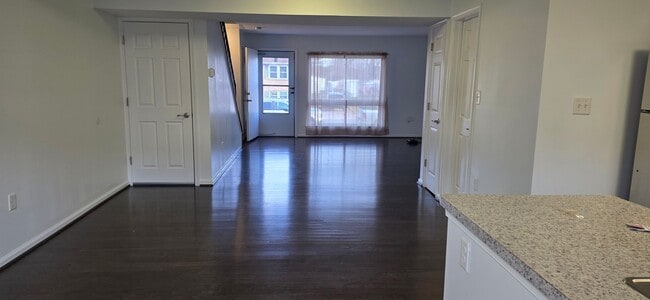 Building Photo - Convenience Meets Charm in This Frederick Gem!