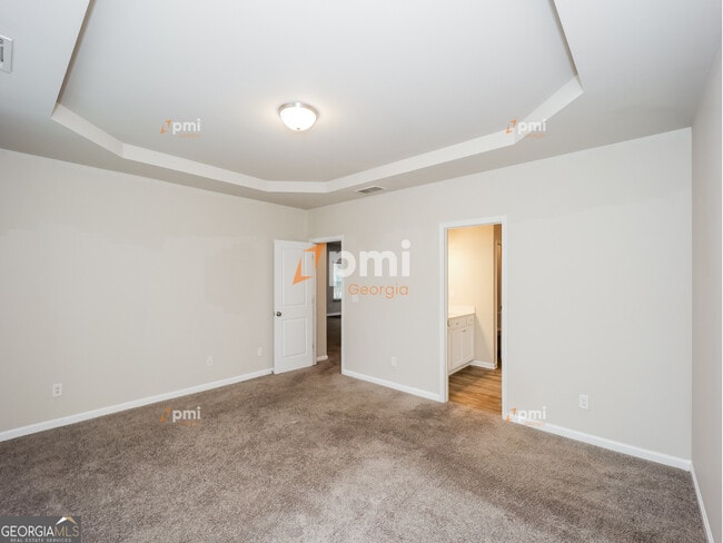 Building Photo - 3654 Madison St