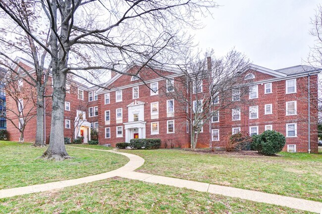 Building Photo - 3855 Rodman St NW