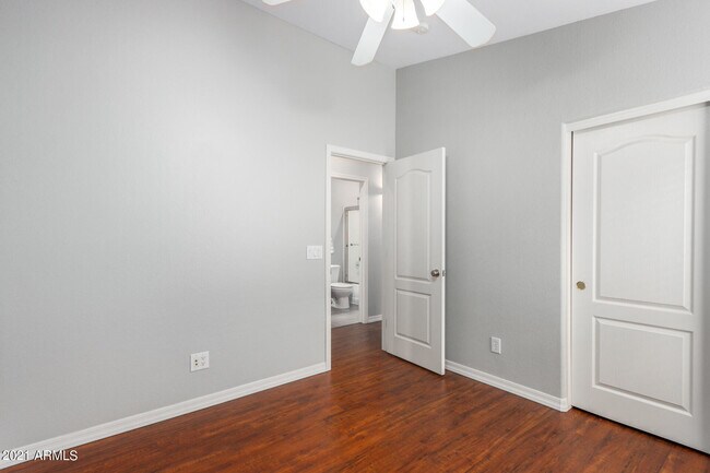 Building Photo - 12328 W Medlock Dr