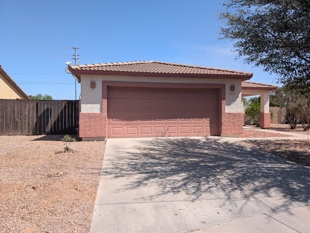 Building Photo - 1204 W Prior Ave