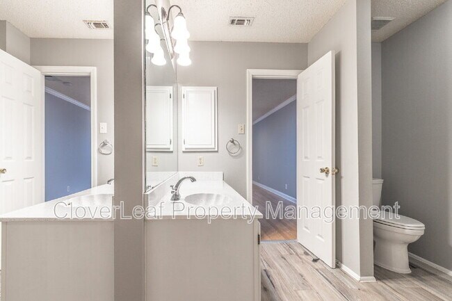 Building Photo - 7307 Justino Trail