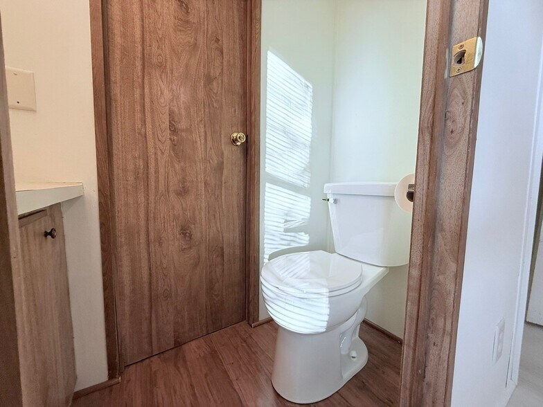 Building Photo - 52335 Harrisburg Ln