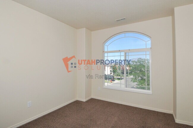 Building Photo - 6706 Chiswick Ct