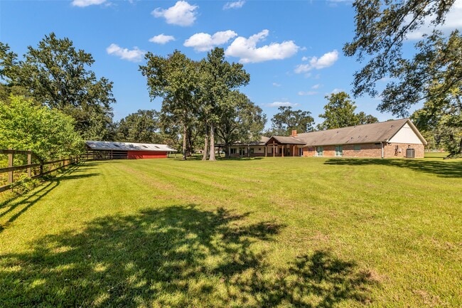 Building Photo - 3461 Pine Acres Dr